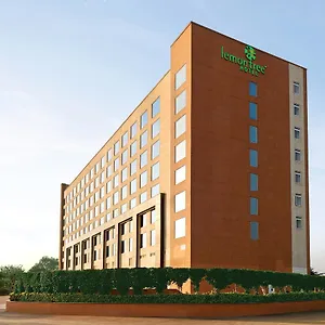 Hotel Lemon Tree Hotel, Sector 68, Sohna Road, Gurugram